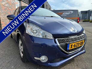 Peugeot 208 1.4 VTi Active Super mooie uitvoering met navi