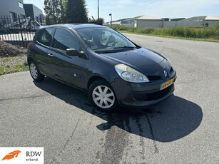 Renault Clio 1.2-16V Authentique/APK/INRUILKOOPJE