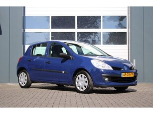 Renault Clio 1.2-16V Special Line