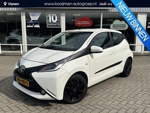 Toyota Aygo 1.0 VVT-i x-play Apple Carplay/Android auto