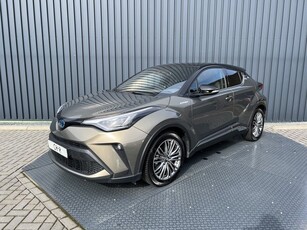 Toyota C-HR 2.0 Hybrid Executive / Bi tone Vol Leer