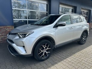 Toyota RAV 4 2.5 HYBRID AWD STYLE. trekgewicht 1650kg. ALL.IN.