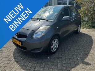 Toyota Yaris 1.0 VVTi Cool