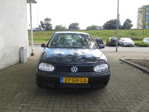 Volkswagen Golf 1.6 Comfortline