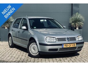 Volkswagen Golf 2.0 Trendline