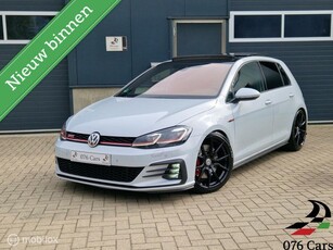 Volkswagen Golf 2.0 TSI GTI Performance / PANO / DYNAUDIO /