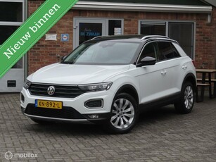 Volkswagen T-Roc 1.5 TSI Sport, Panoramadak, Virtual