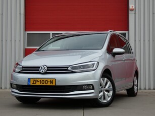 Volkswagen Touran 1.5 TSI Highline 7P/ lage km/ zeer mooi!