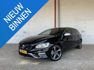 Volvo V60 1.6 T3 R-Design Goed onderhouden!Trekhaak!