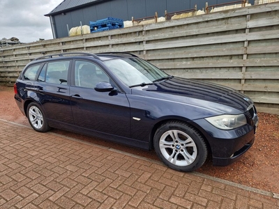 BMW 3-serie Touring 318i Business Line Navigatie Sportintr.