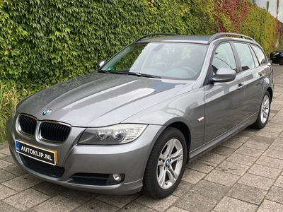 BMW 3-serie Touring 318i Business LineNavigatieClimate