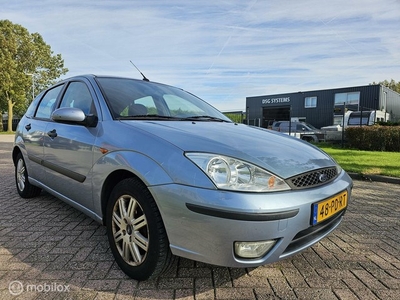 Ford Focus 1.6-16V Futura