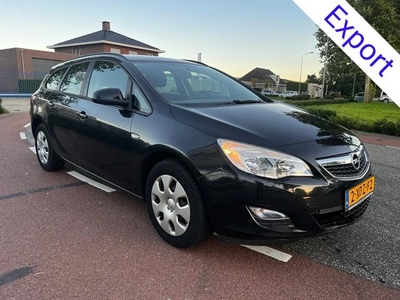 Opel Astra Sports Tourer 1.4 Cosmo (bj 2012)