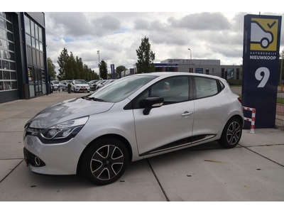 Renault Clio 1.2 TCE EDC automaat Pack Introduction Navi