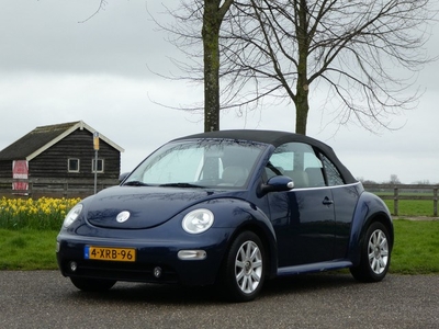 Volkswagen New Beetle Cabriolet 2.0 Highline (bj 2003)