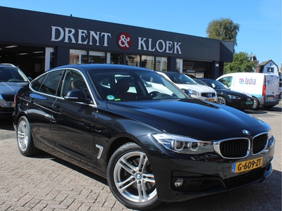 BMW 3-SERIE Gran Turismo 330i 18