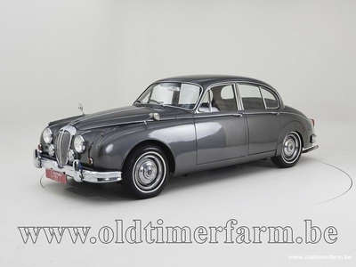 Daimler Double V250 '63 CH42bw *PUSAC*