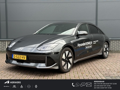 HYUNDAI IONIQ 6 Connect 77 kWh / Navigatie / Apple carplay & Android Auto / Voor + achter stoelverwarming / Climatecontrol / Achteruitrij camera /