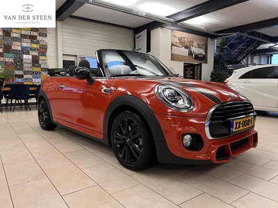 MINI MINI Cabrio Mini 1.5 Cooper Chili JCW Pakket | Adaptive Cruise | Head-Up | 1e Eigenaar l Sportstoelen