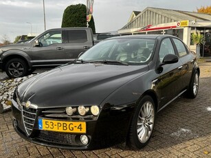 Alfa Romeo 159 1.7 T Distinctive 2011 Zwart NL Auto 200 PK