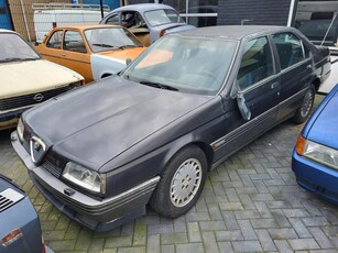 Alfa Romeo 164 2.0 v6 turbo alfa 164 2.0 v6 turbo zwart