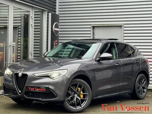 Alfa Romeo Stelvio 2.0 T AWD First