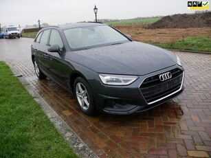 Audi A4 Avant 30 TDI 100kW S-TRONIC edition Business