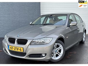 BMW 3-serie 320i Business Line