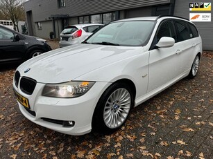 BMW 3-serie Touring 320d Efficient Dynamics Edition Luxury