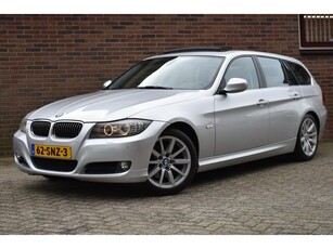 BMW 3-serie Touring 325i Luxury Line '11 Xenon Pano Leder