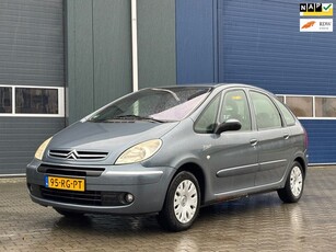 Citroen Xsara Picasso 1.8i-16V Image Cruise control +