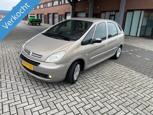 Citroën Xsara Picasso 2.0i-16V Caractère! Automaat! Cruise! 184 DKM NAP!