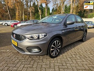 Fiat Tipo 1.4 16V Lounge *16.000km* NIEUW