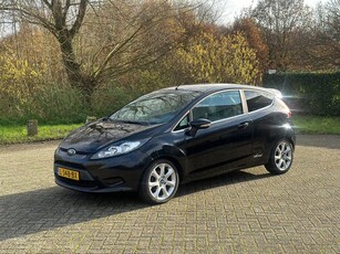 Ford Fiesta 1.6 Ghia 120PK I AIRCO I ST I BLUETOOTH I CLIMA