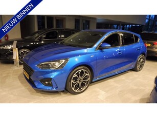 Ford Focus 145 EcoBoost ST Line Business Winter-Pack