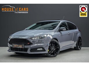 Ford Focus 2.0 250pk ST-2 schuif/kantel dakApple Carplay