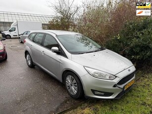 Ford Focus Wagon AUTOMAAT / Distributieriem is kapot /