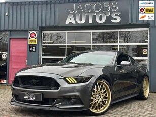 Ford Mustang Fastback 5.0 GT V8