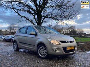 Hyundai I20 1.2i i-Motion 5-Deurs met Airco nu €