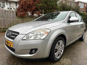 Kia Cee'd 1.4 X-ecutive Airco Nette Auto