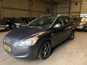 Kia cee'd Sporty Wagon 1.6 X-tra (bj 2008)