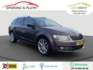 Škoda Octavia Combi 1.4 TSI Elegance Business Pano