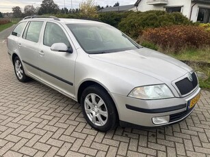 Škoda Octavia Combi 2.0 FSI Elegance (bj 2005)