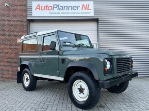 Land Rover Defender 2.4 Td4 90