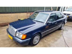 Mercedes-Benz 230e 4drs 5-schakel bj1992 mooie en goede