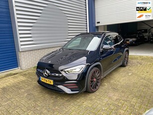 Mercedes-Benz GLA-klasse 200 AMG Line Edition Bomvolle