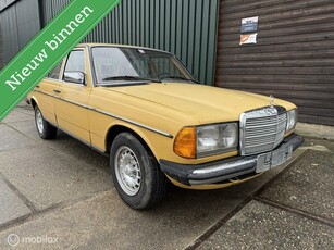 Mercedes-Benz W123 300D AUT/Hydr.Vering Belastingvrij!