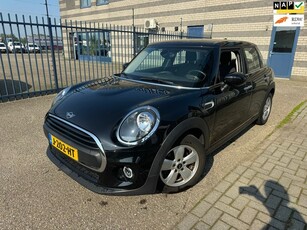 Mini Mini 1.5 NAVI AIRCO LMV PDC DIGIDASH Business Edition