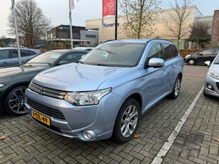 Mitsubishi Outlander 2.0 PHEV Executive Edition XENON