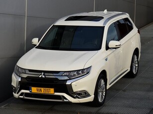 Mitsubishi Outlander PHEV 2.4 INSTYLE 4WD PLUG IN HYBRID